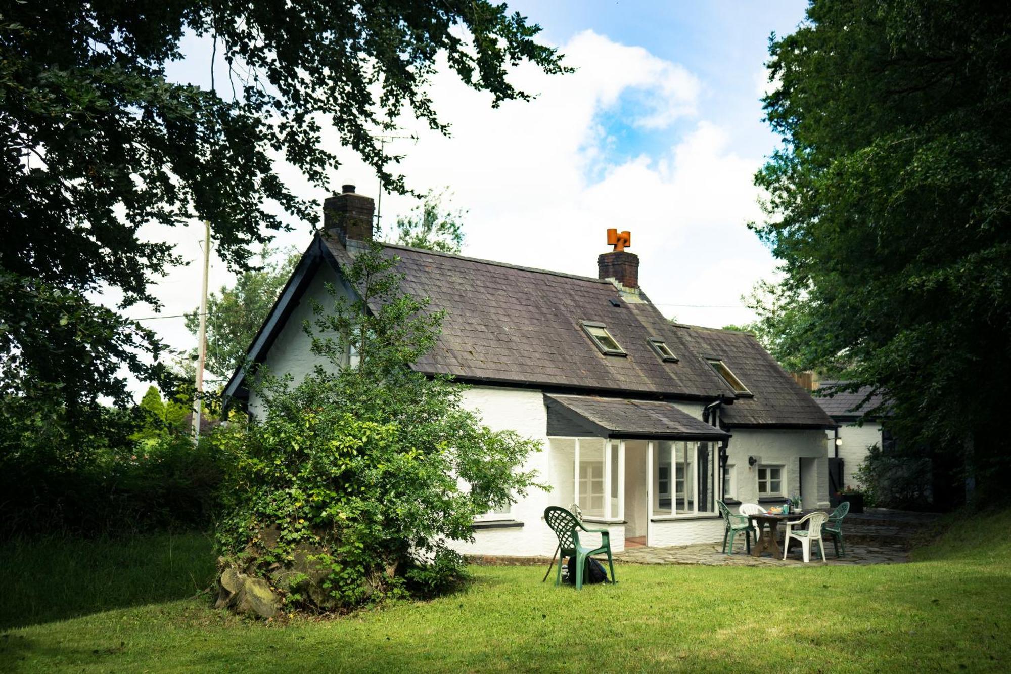 Garden Cottage Newcastle Emlyn Esterno foto